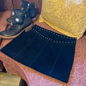 Forever 21 suede skirt